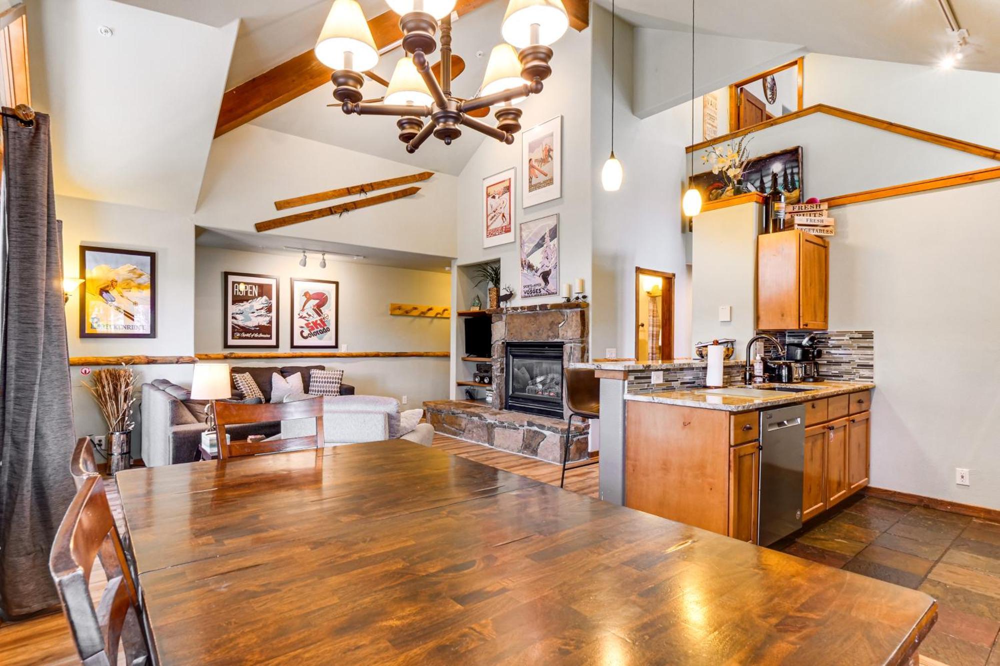 Breck Condo With Pool And Hot Tub Access Walk To Lift Breckenridge Exterior photo